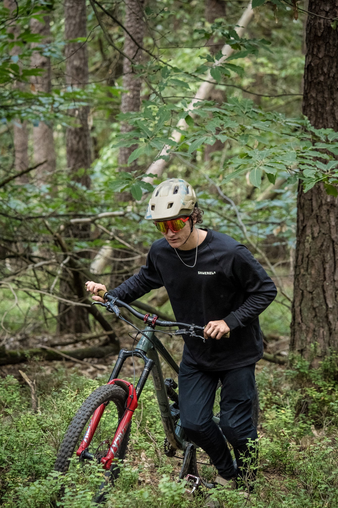 MTB Rider with Skwerel Longsleeve