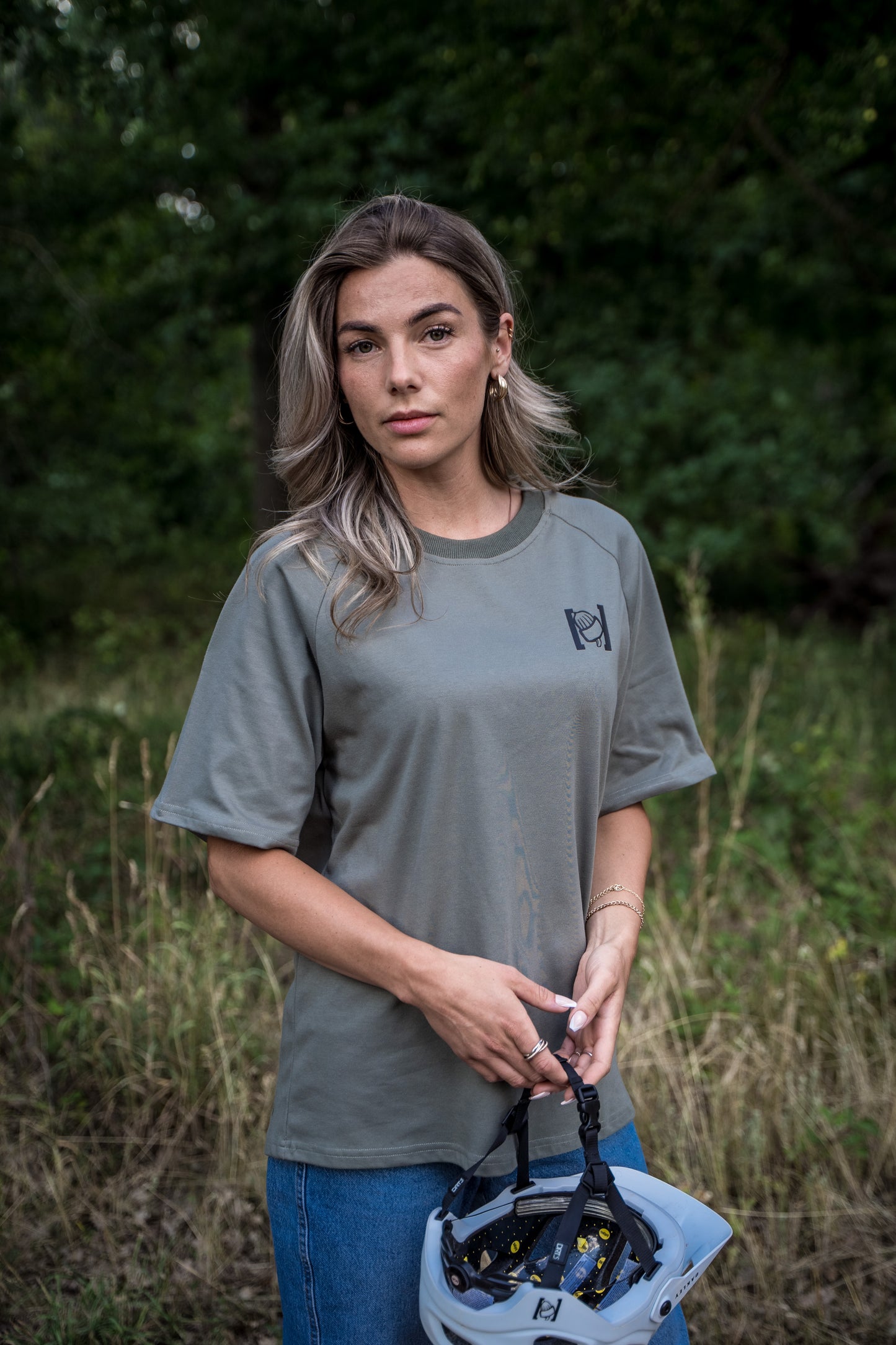 Skwerel® breathable heavy duty MTB trail sleeve “Popsicle Coil” in an oversized fit