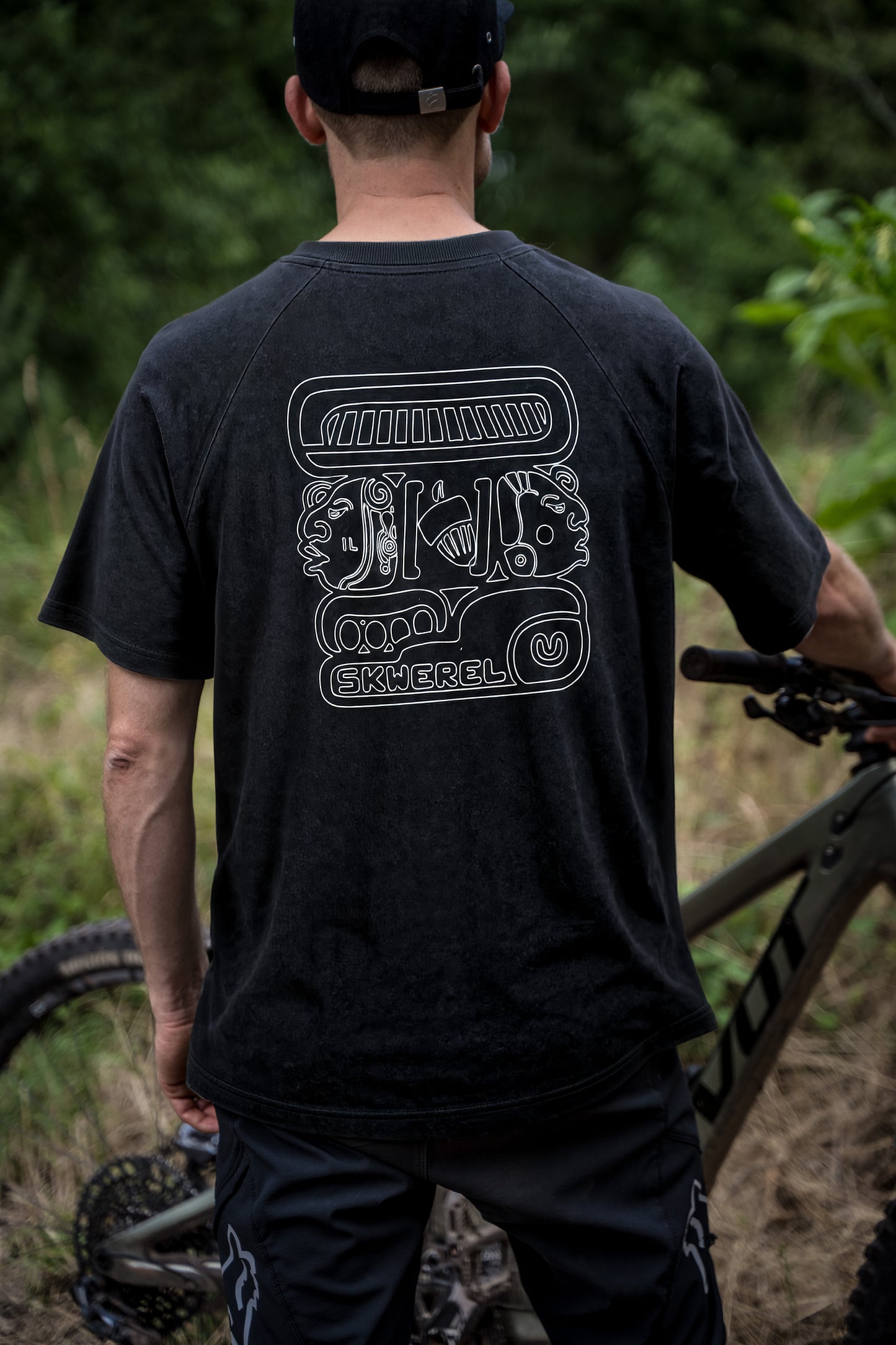 Skwerel® "Maya" atmungsaktives heavy duty MTB Trailshirt im oversized Fit